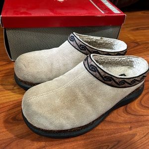 Predictions Boho Leather Suede Slip-on Loafers
